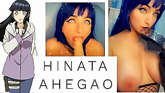 Hinata用大自然的乳房热情地口交