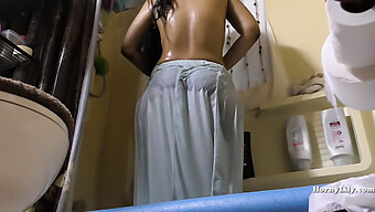 South Indian Maid Caught On Hidden Bathroom Cam