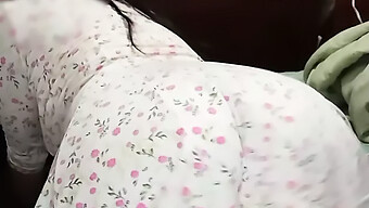 Big Ass Latina Girl Reaches Orgasm