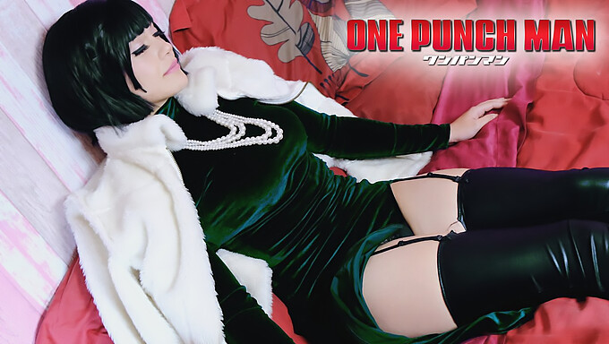 One Punch Man Cosplay-Par Utforsker Hjemmelaget Sextape Med Stor Rumpe Babe