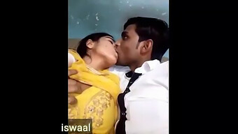 Indian Mature Bhabi With Big Natural Tits In Outdoor Car Sex