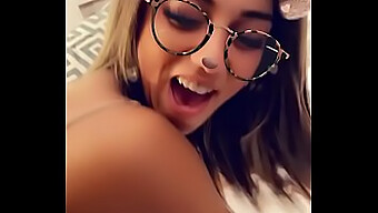 الجماع الهاوي لأكسيس وليليا مع سنابسيكس