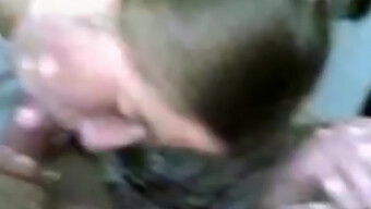 Blowjob Fra En Tyrkisk Teenager (18+)