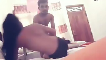 Belezas Deslumbrantes São Humilhadas E Pleasured Em Um Vídeo De Sexo De Casal Em Hd