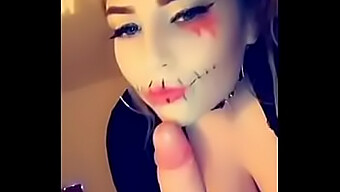 Amelia Skye'S Halloween Traktatie: Intense Gezichtsneuken En Gezichtsbehandeling